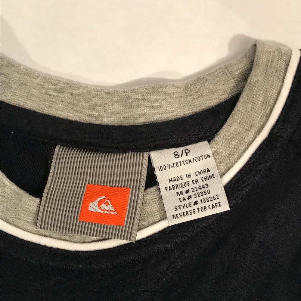 QuikSilver NWT Navy T-shirt Grey white stripe - Picture 6 of 8