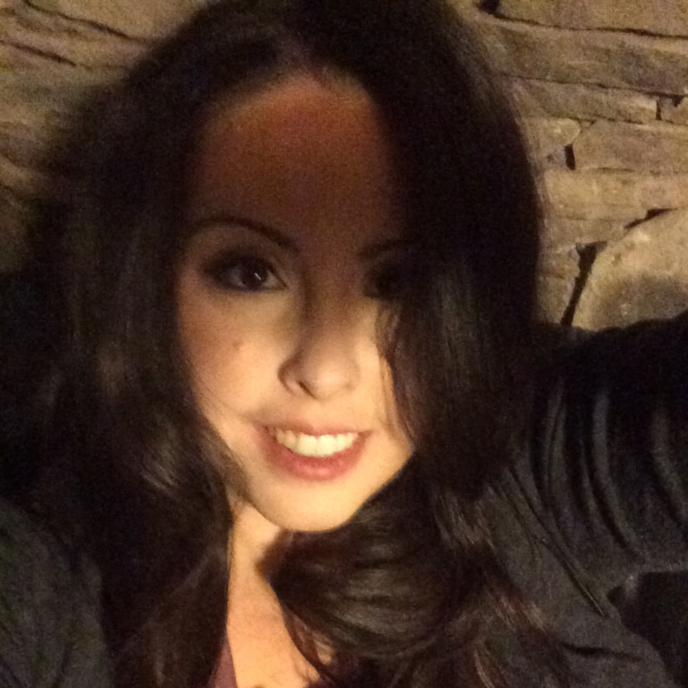 Meet your Posher, Eleni