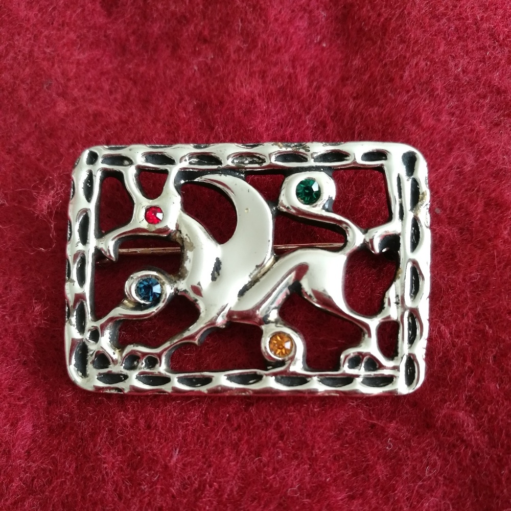 Vintage Sarah Coventry Brooch
