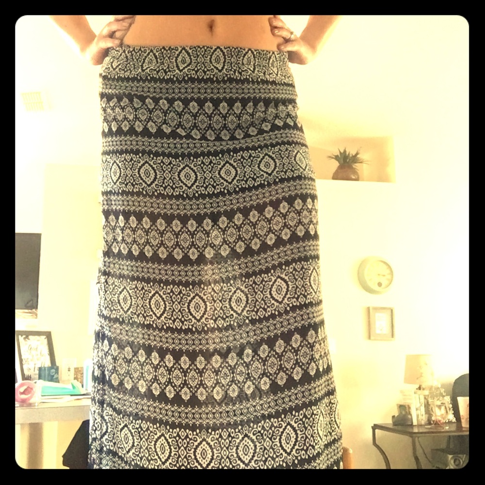 Maxi skirt