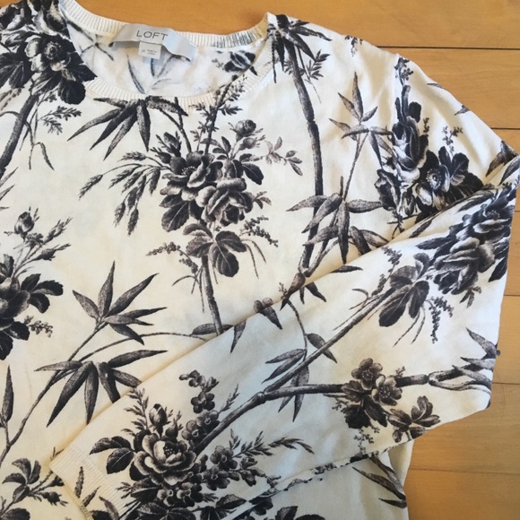 LOFT Sweater - Picture 3 of 3