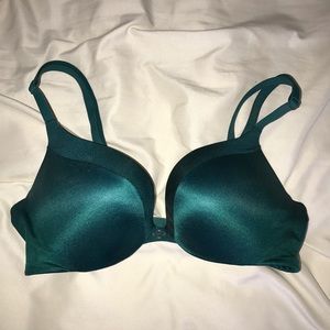 Victoria's Secret Add 2 cups bra
