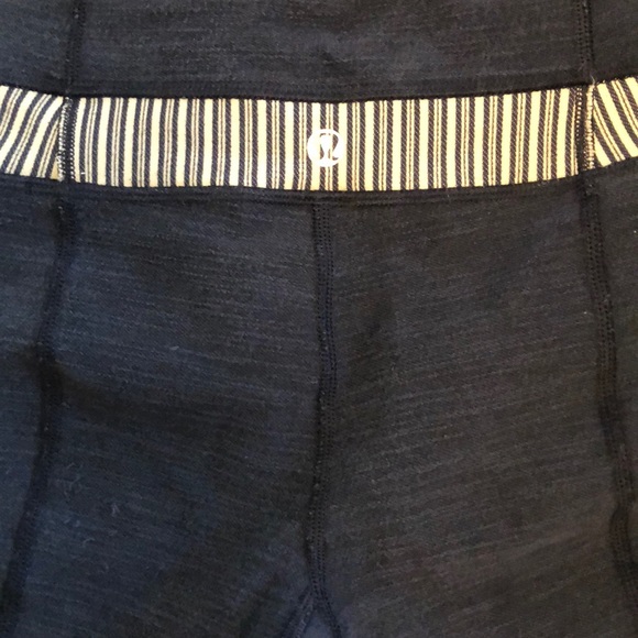 LULULEMON ATHLETICA dark blue yoga pants - Picture 3 of 4