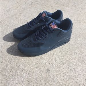 RARE USA AIR MAXES ORIGINAL PRICE 600$