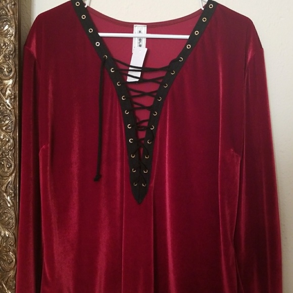 GS Love Red Bodysuit Top Holiday Clevage - Picture 2 of 2