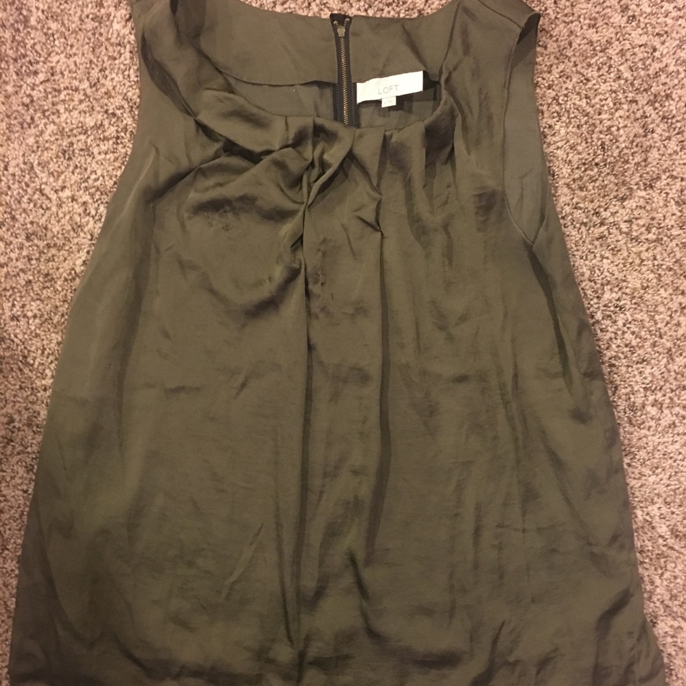 Loft sleeveless blouse hunter green XL