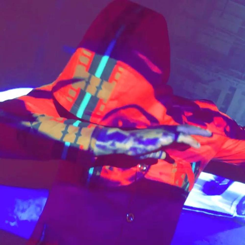 Meet your Posher, Thomas