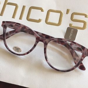Chicos reading glasses