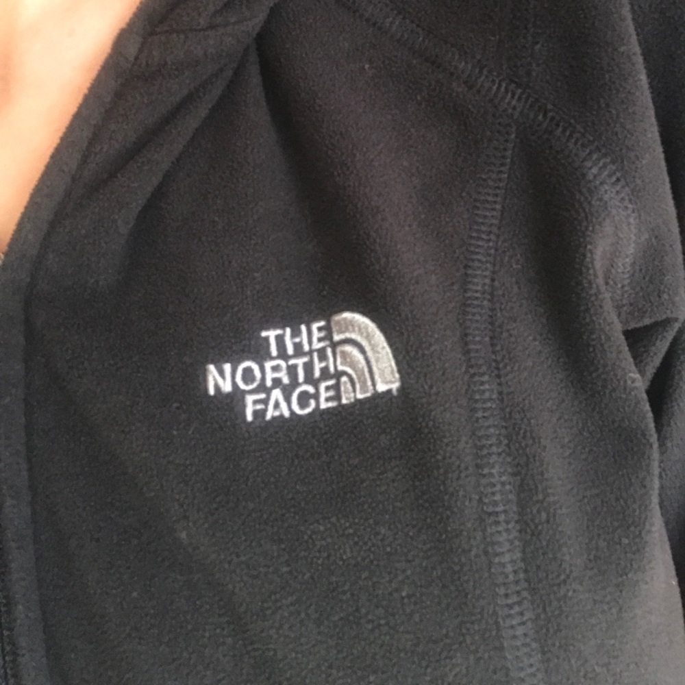Women's black north face jacket TKA 100