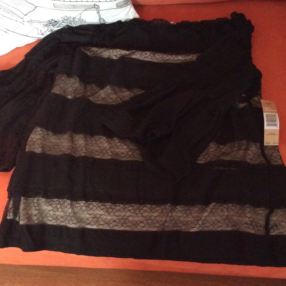 Off The Shoulder Sexiness!🔥