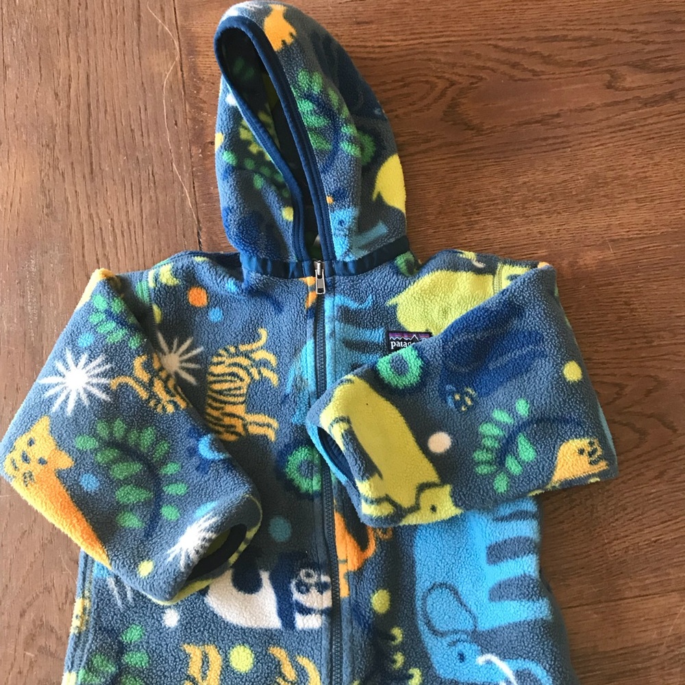 3T Patagonia fleece jacket