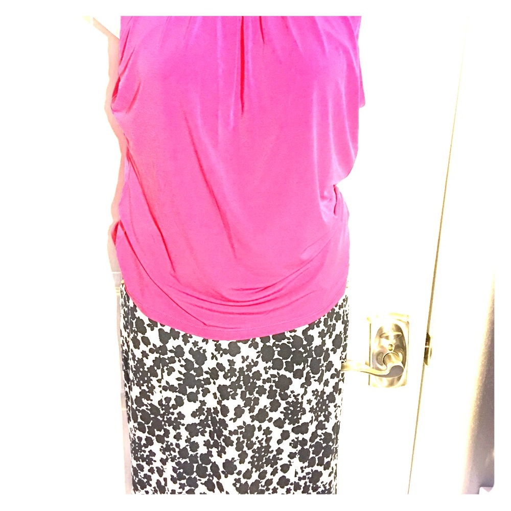 Michael Kors Beautiful black/white print  skirt 14