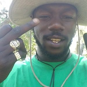 Meet your Posher, Cameron