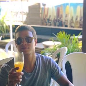 Meet your Posher, José