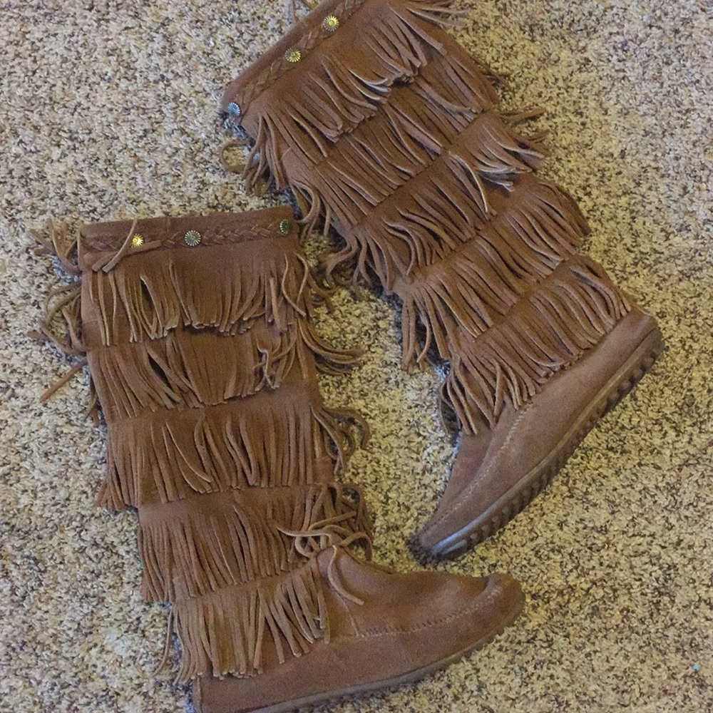 Minnetonka Fringe Boots