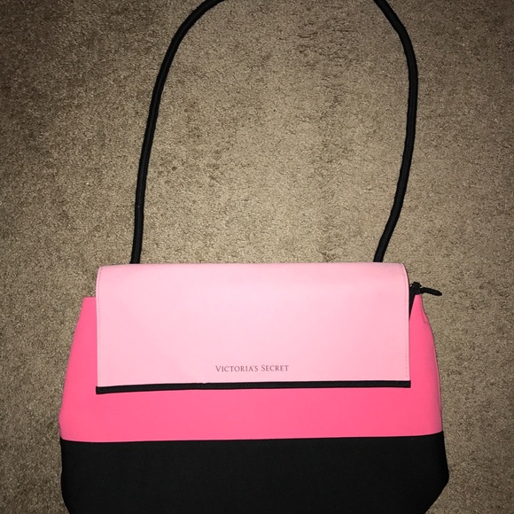 Victoria's Secret Other - Victoria's Secret soft Cooler