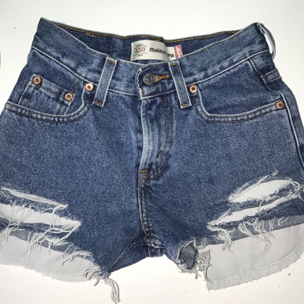 levi shorts