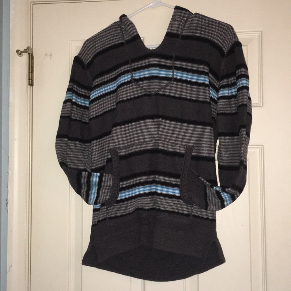 Gray and blue Baja hoodie women’s medium