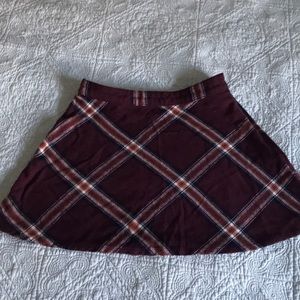 Adorable plaid skirt