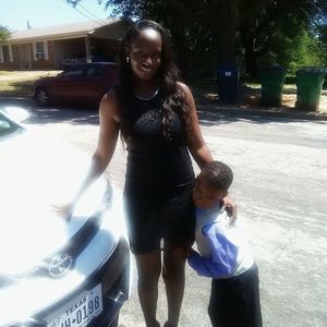 Meet your Posher, Sharida