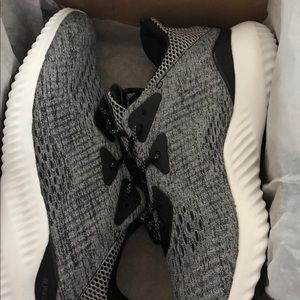 Adidas Womens Alphabounce EM running shoes