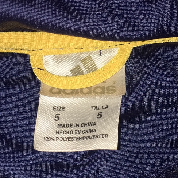 ✅Adidas jacket - Picture 2 of 3