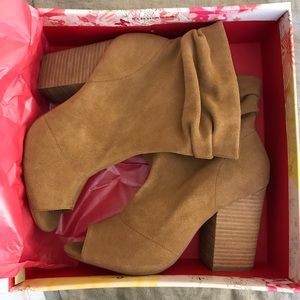 NEW Chinese Laundry Break Up Booties