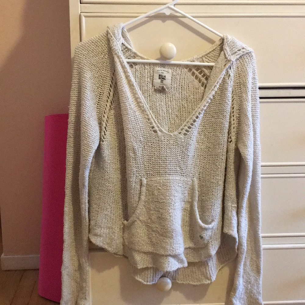Billabong white surfer sweater