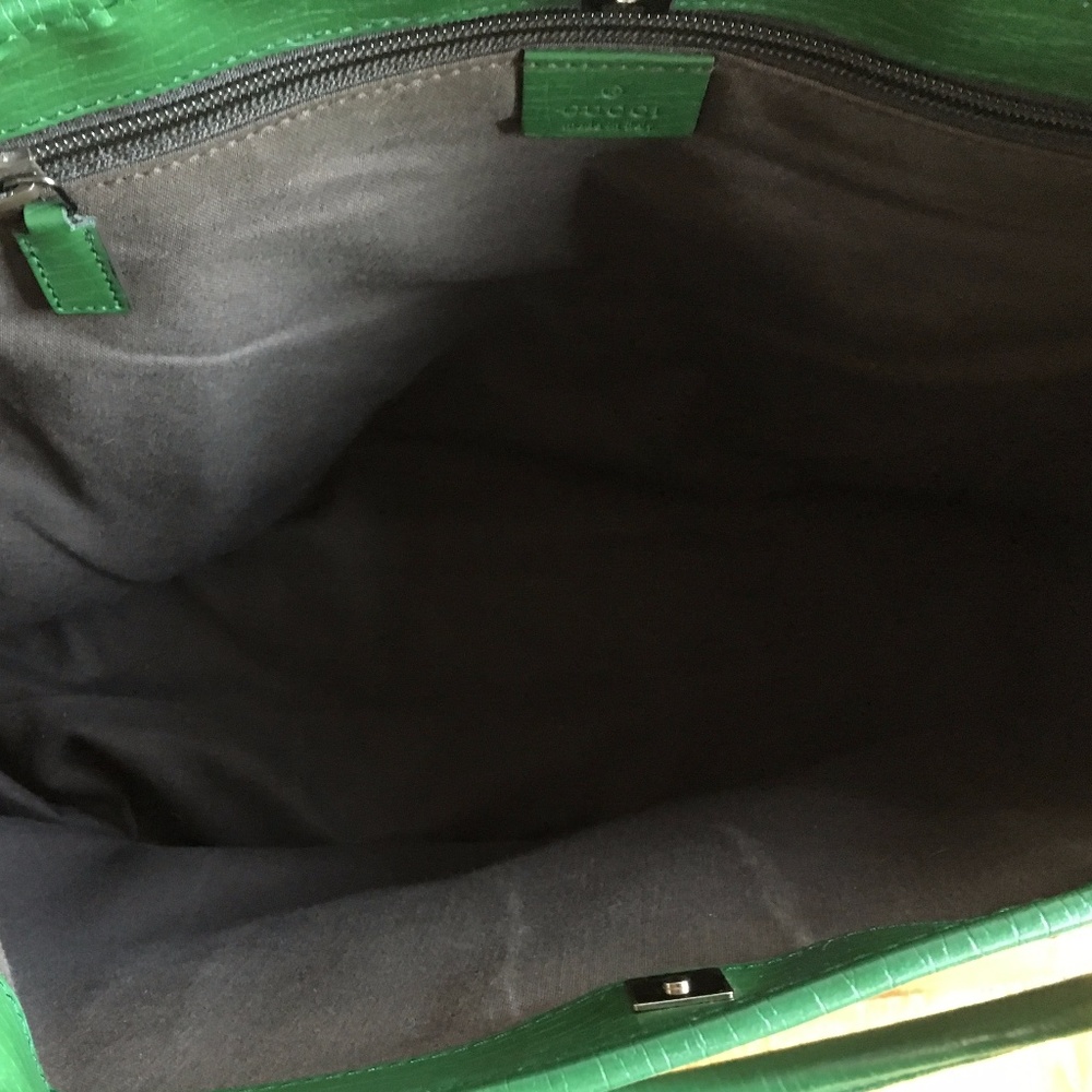 **Authentic Gucci Tote ** - Picture 6 of 8