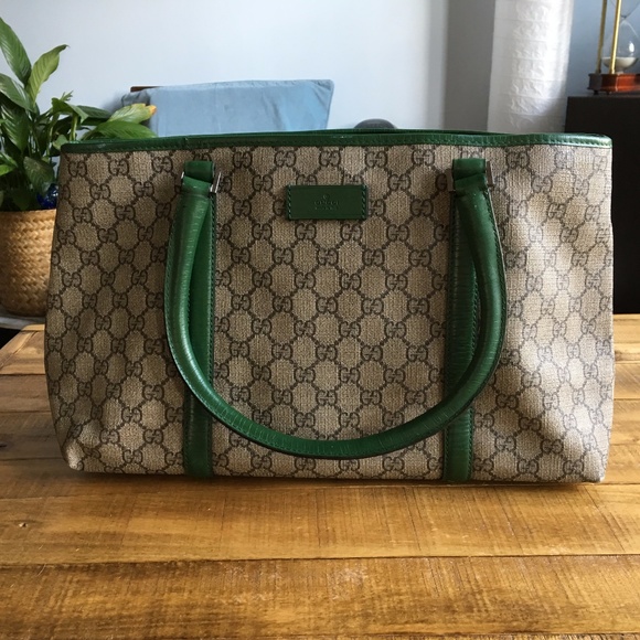 **Authentic Gucci Tote ** - Picture 2 of 8