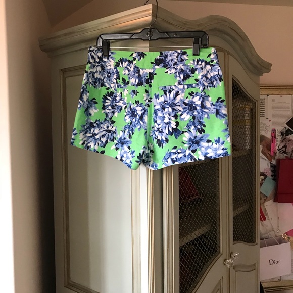 J Crew Floral Shorts - Picture 2 of 2