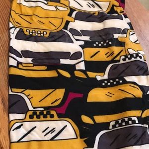 Lularoe TC taxi leggings