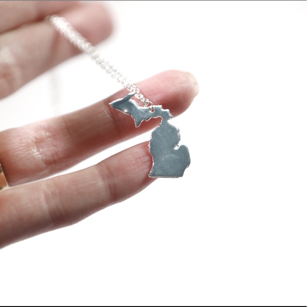 ✨Sale✨Michigan Necklace