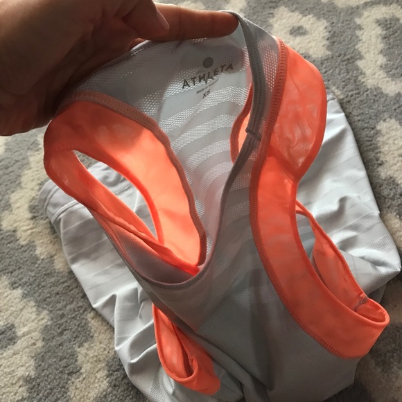 Athleta lightweight semi sheer tank - Picture 4 of 4