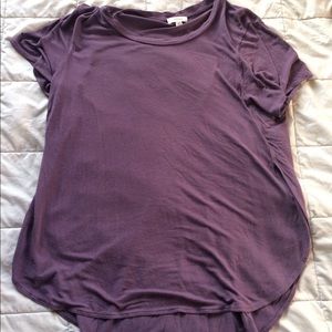 EUC Aritzia Hi-Lo T-Shirt