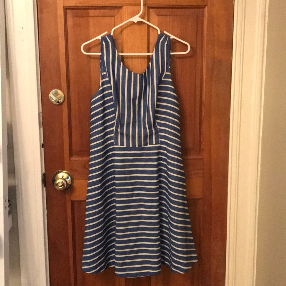 👗NWT Vineyard Vines Dress