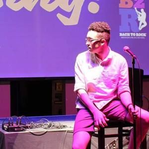 Meet your Posher, Diego