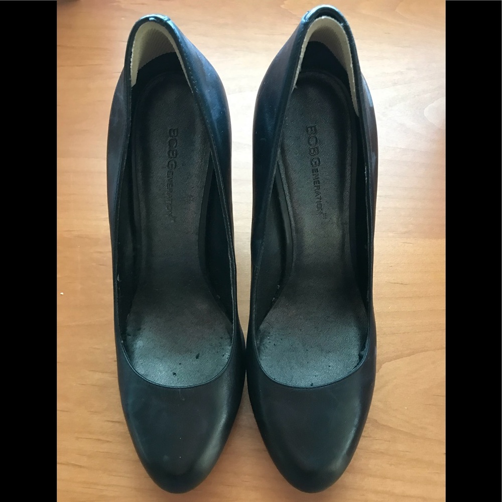 BCBG 4 inch black heels