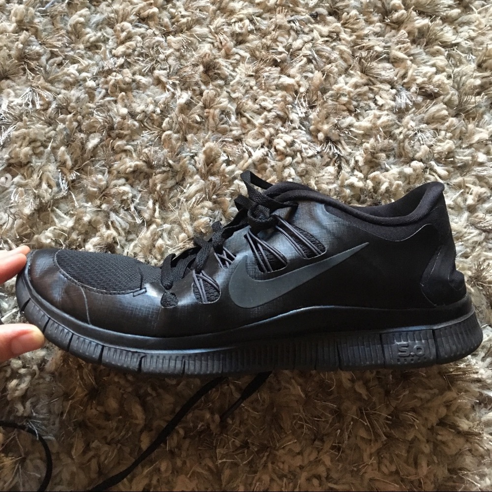 Nike free 5.0 Men’s size 9