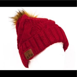 WOMENS Bluetooth beanie