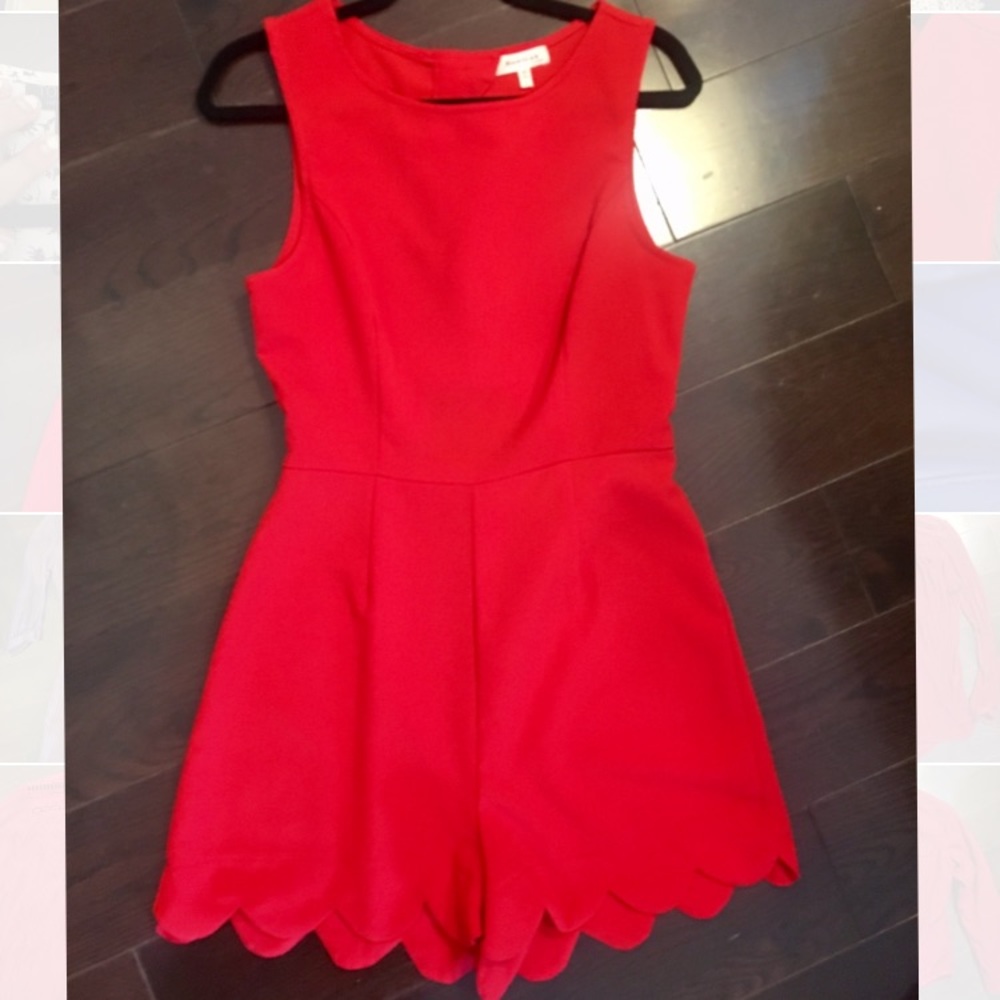 Monteau scalloped romper