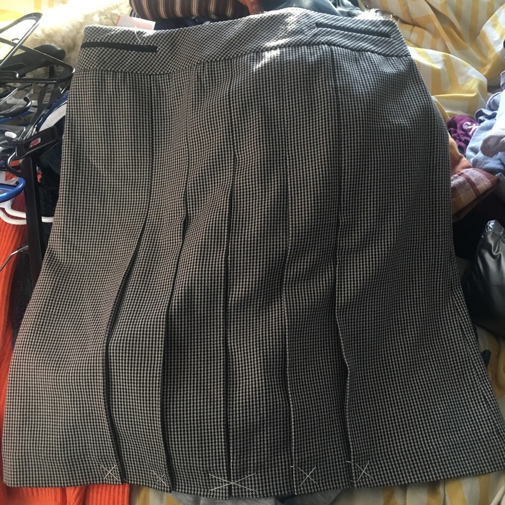 Ann Taylor Loft Pleated Skirt