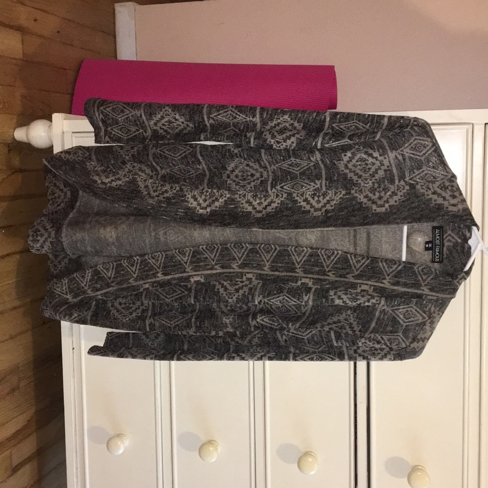 PATTERNED CARDIGAN