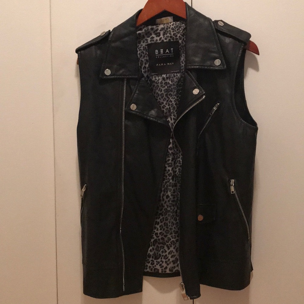 Motorcycle jacket style.