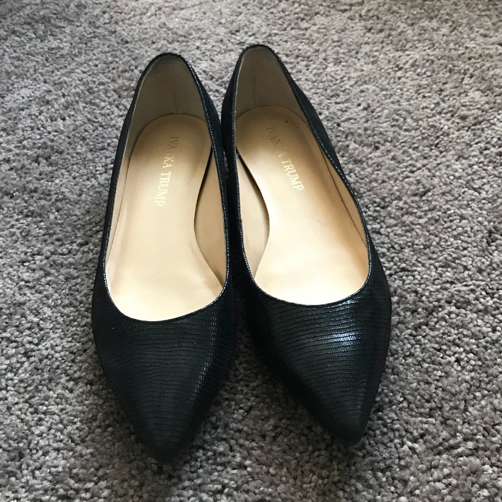 Black snakeskin flats