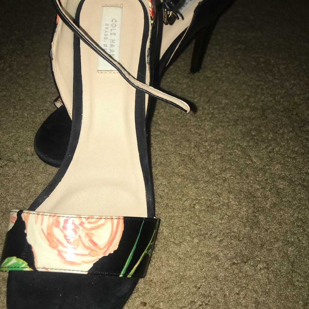 Flowery Black Cole Haan heels