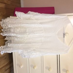 WHITE DRESS/LONG SHIRT