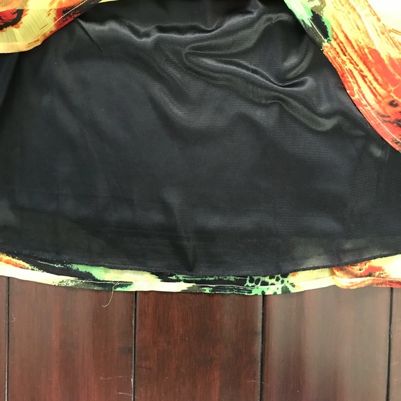 Boubou super fun and flirty mini party dress. - Picture 3 of 3