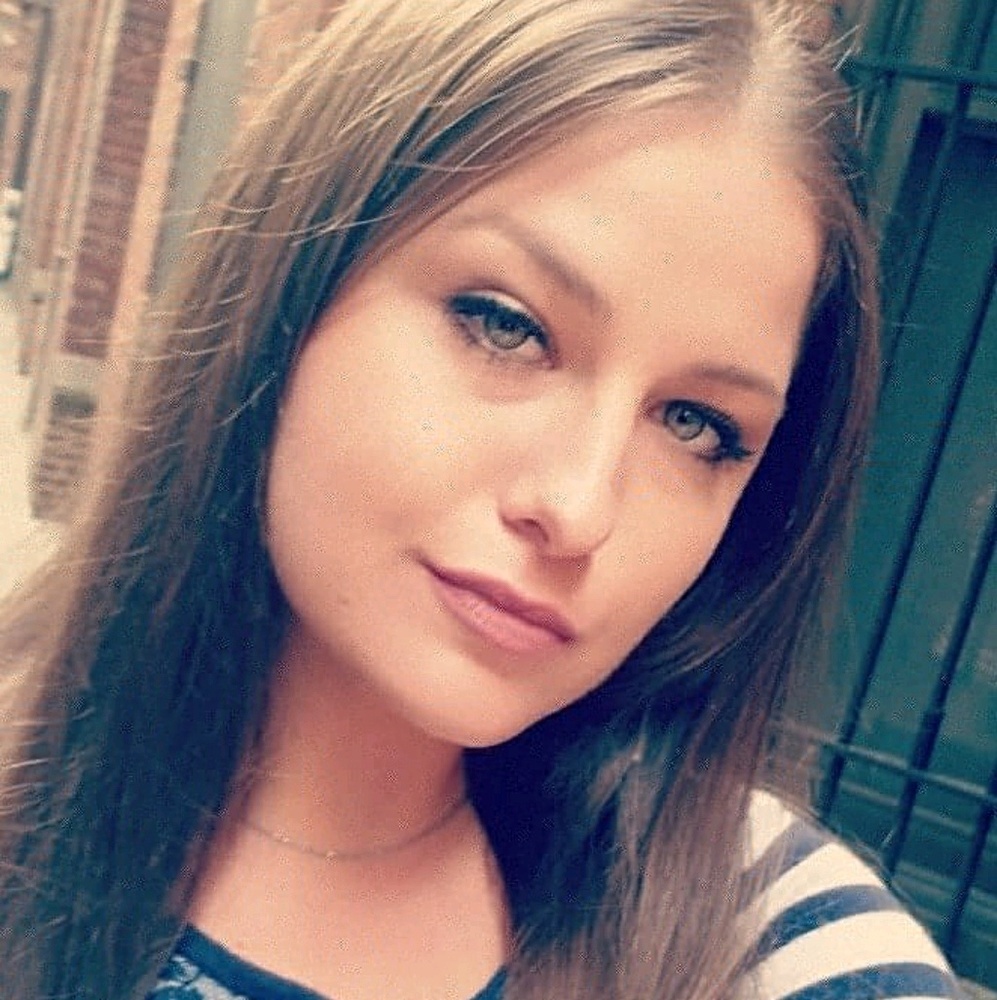 Meet your Posher, Kara