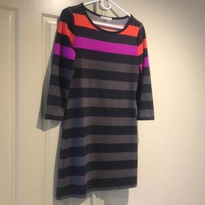 Super cute and comfy sweater dress. Medium Juniors